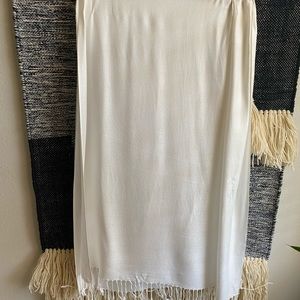 Pashmina white scarf